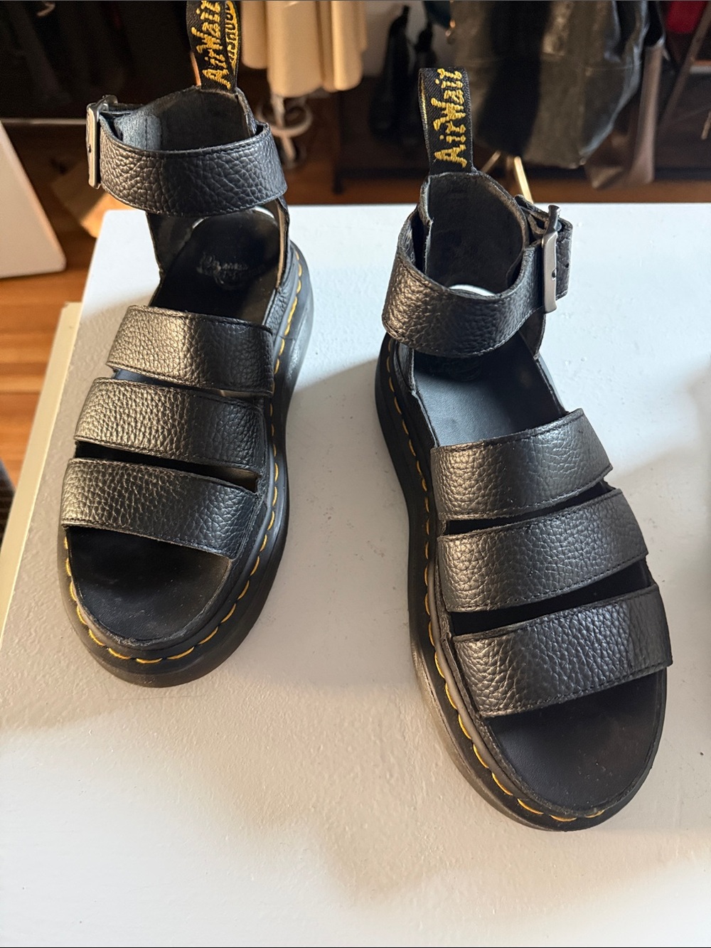 Dr. Martens Black Leather  Clarissa quad Sandler